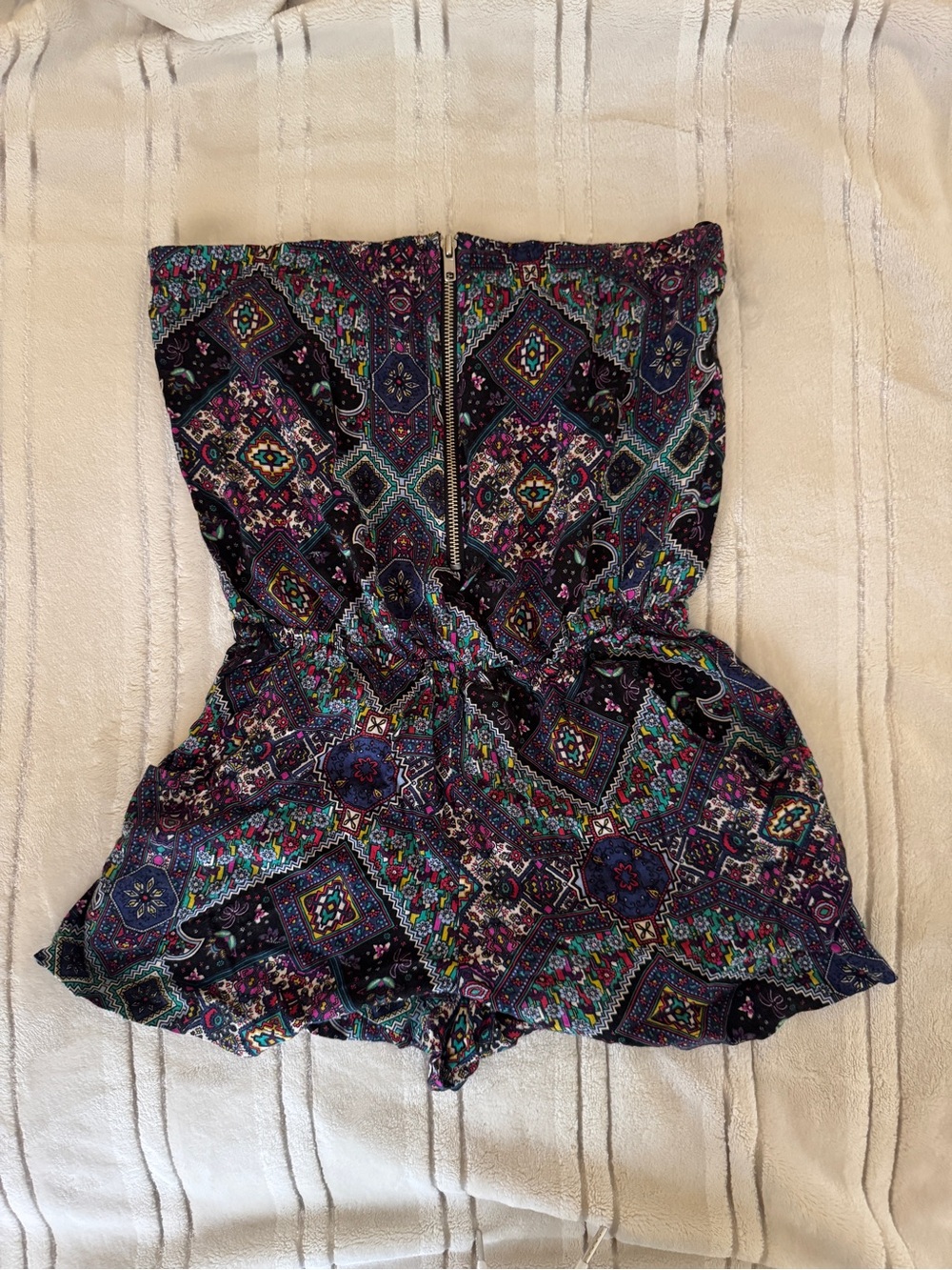 Forever 21 Strapless Romper small